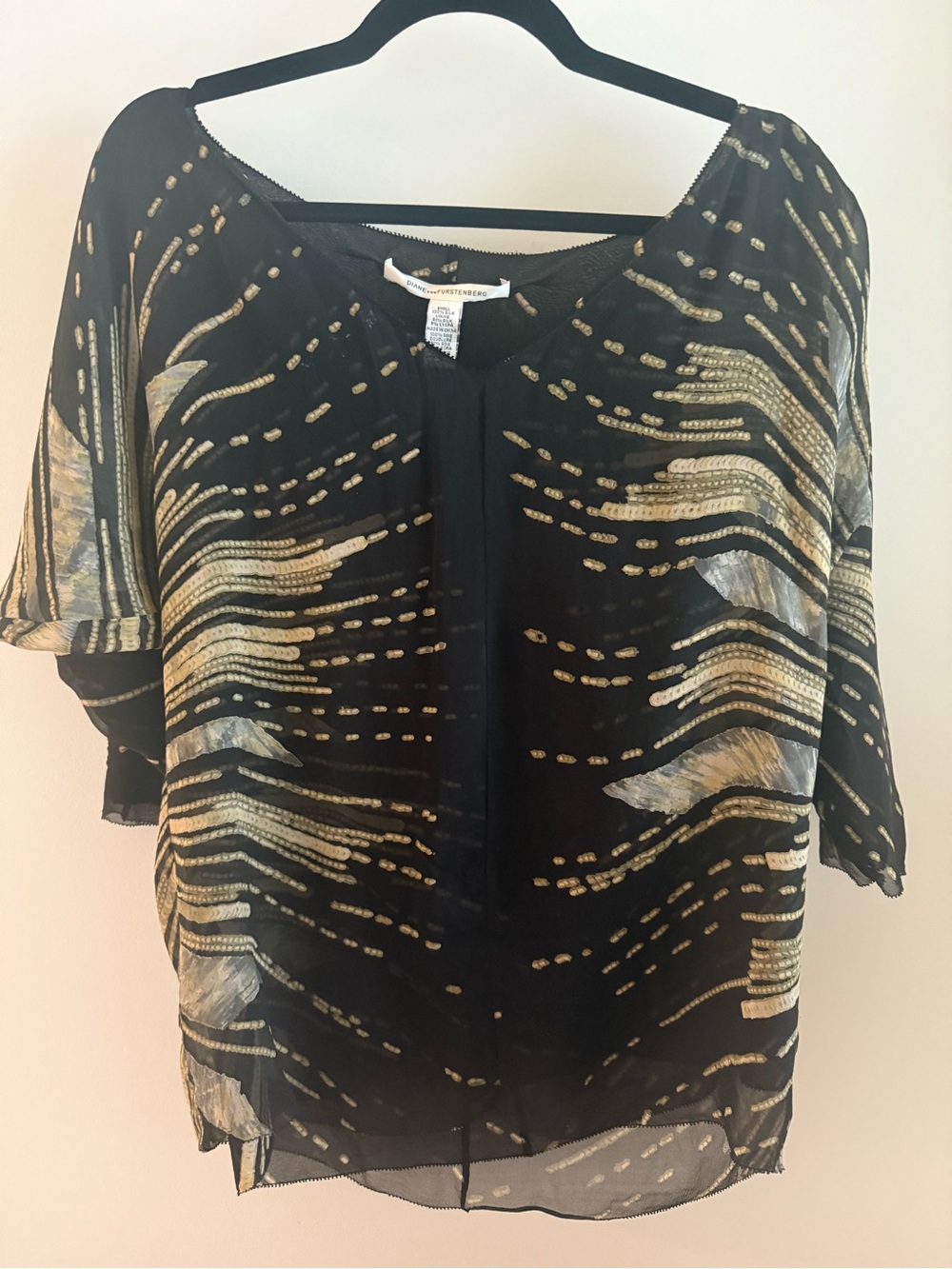 Diane Von Furstenberg silk top size 2